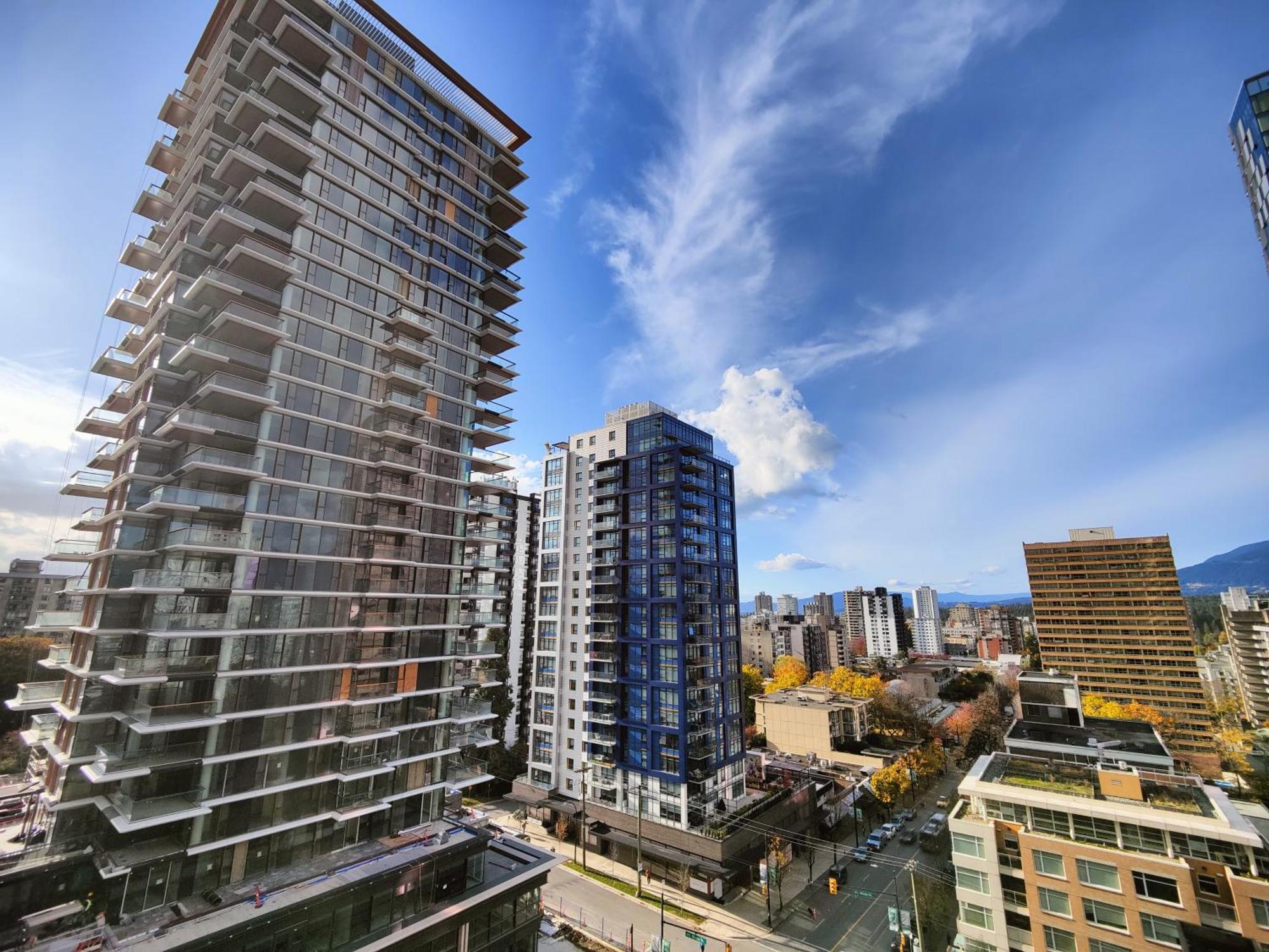 Divya Sutra Suites On Robson Downtown Vancouver Exterior foto