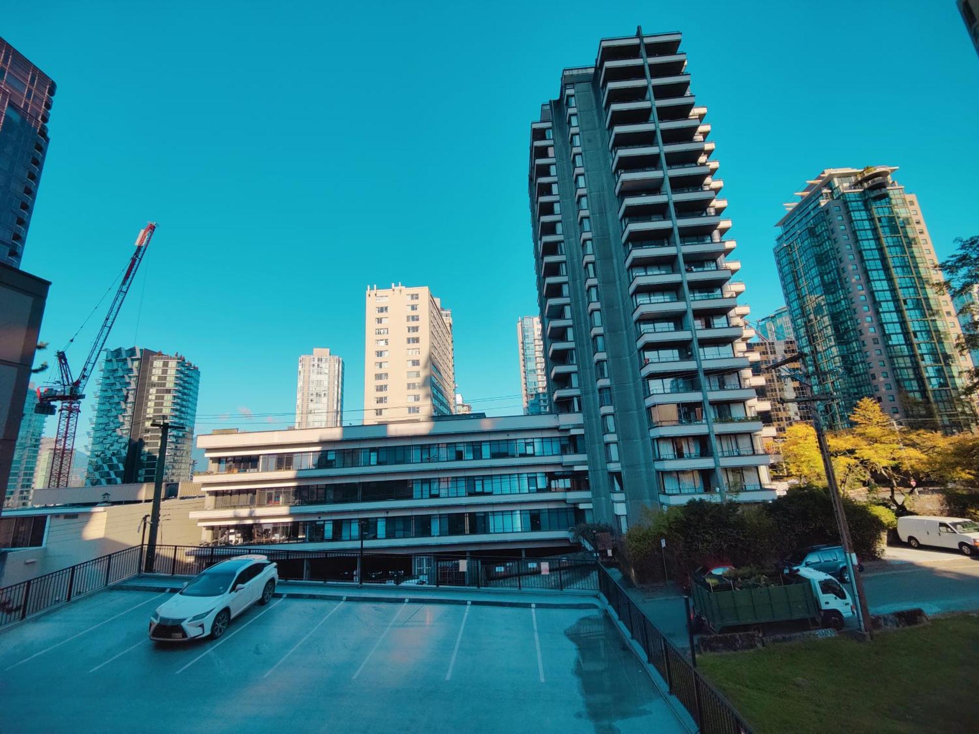 Divya Sutra Suites On Robson Downtown Vancouver Exterior foto